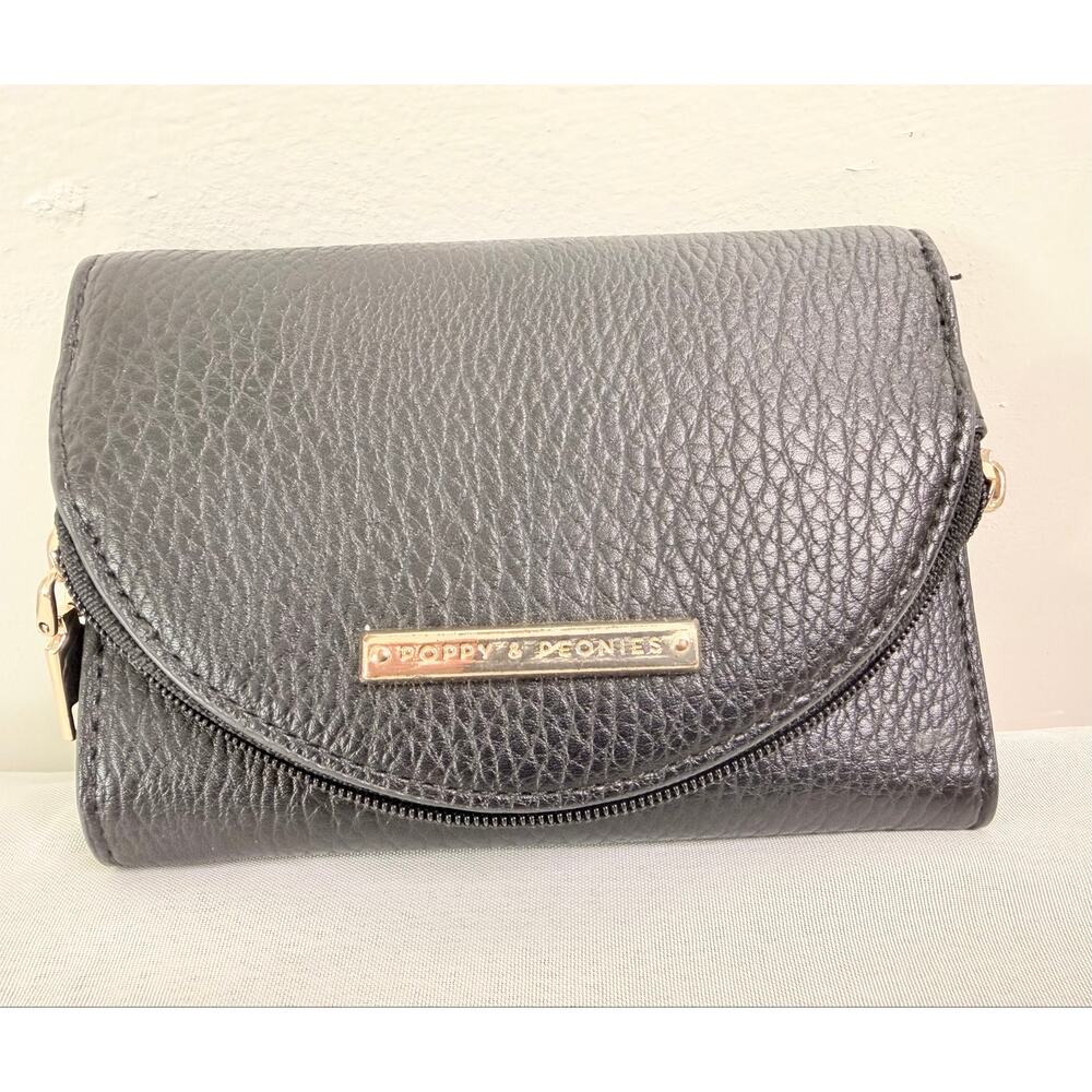 Poppy & Peonies Margaux Wallet Black Pebbled Faux Leather Zip Coin